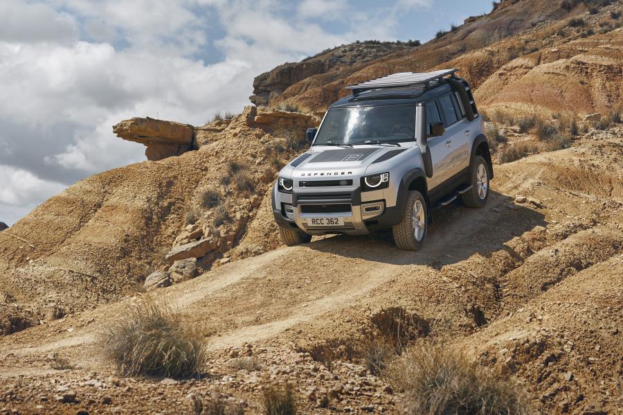  Land Rover Defender 110 Explorer Pack First Edition 2020 года  (WW) (фото 25 из 57)